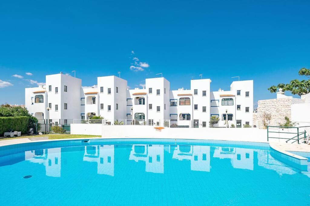 Apartamento Amparo-T2 C/Piscina Carvoeiro  Exterior photo